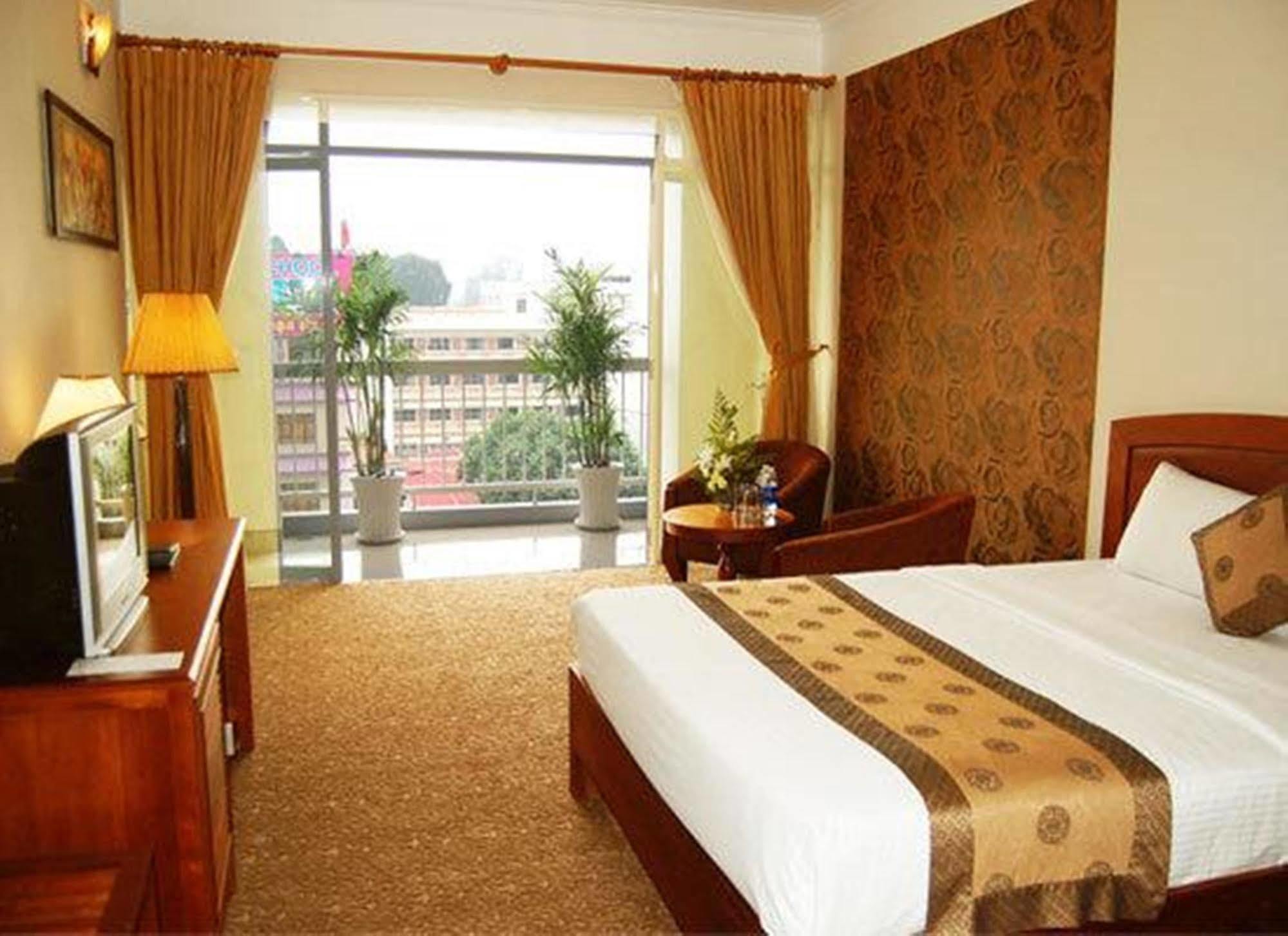 Guest House 165 Хошимин Экстерьер фото